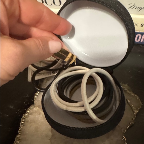 MacKenzie-Childs Black and White Checkered Purse hair tie Charm - Picture 11 of 11